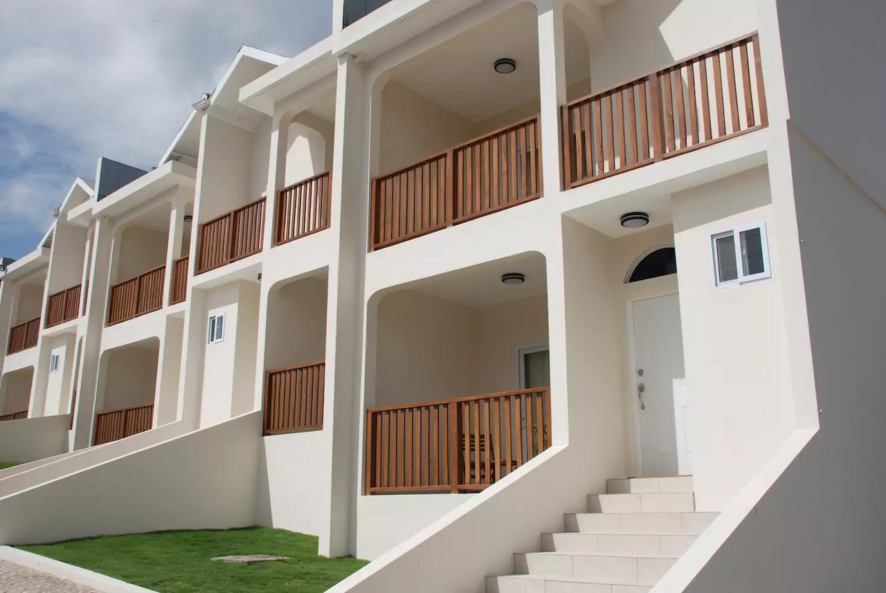 Family Complex Beside Beach W/Pool Montego Bay #1 Екстериор снимка